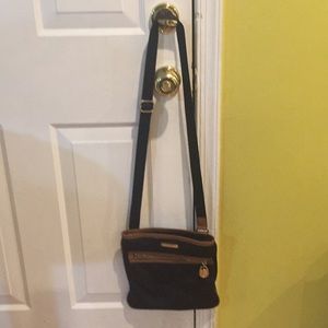 Michael kors crossbody